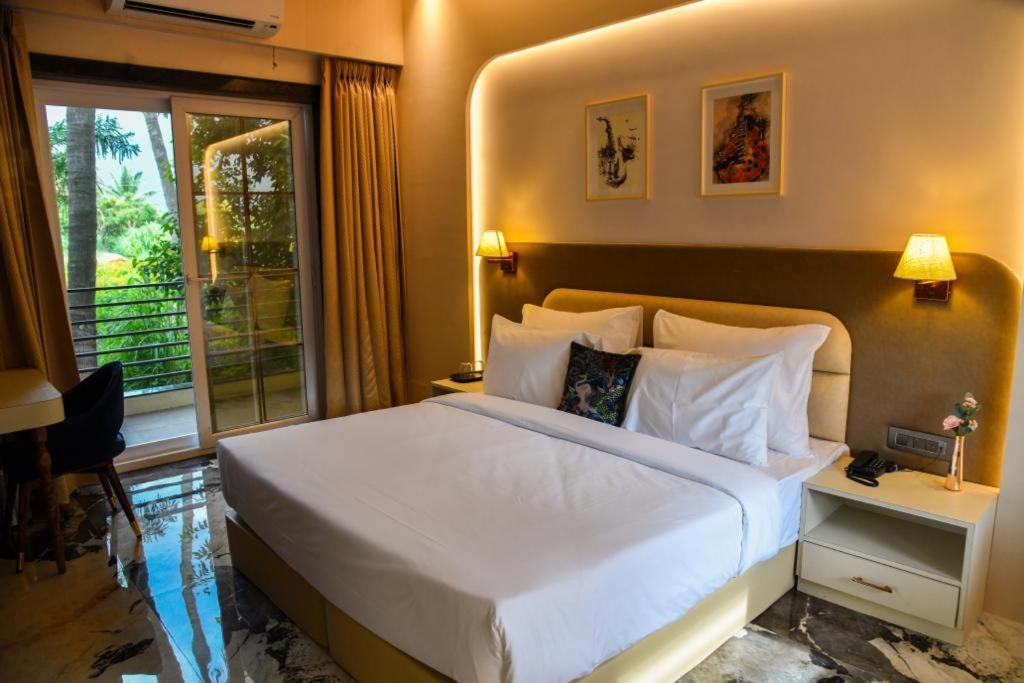Gandharv Resorts Wai Zewnętrze zdjęcie